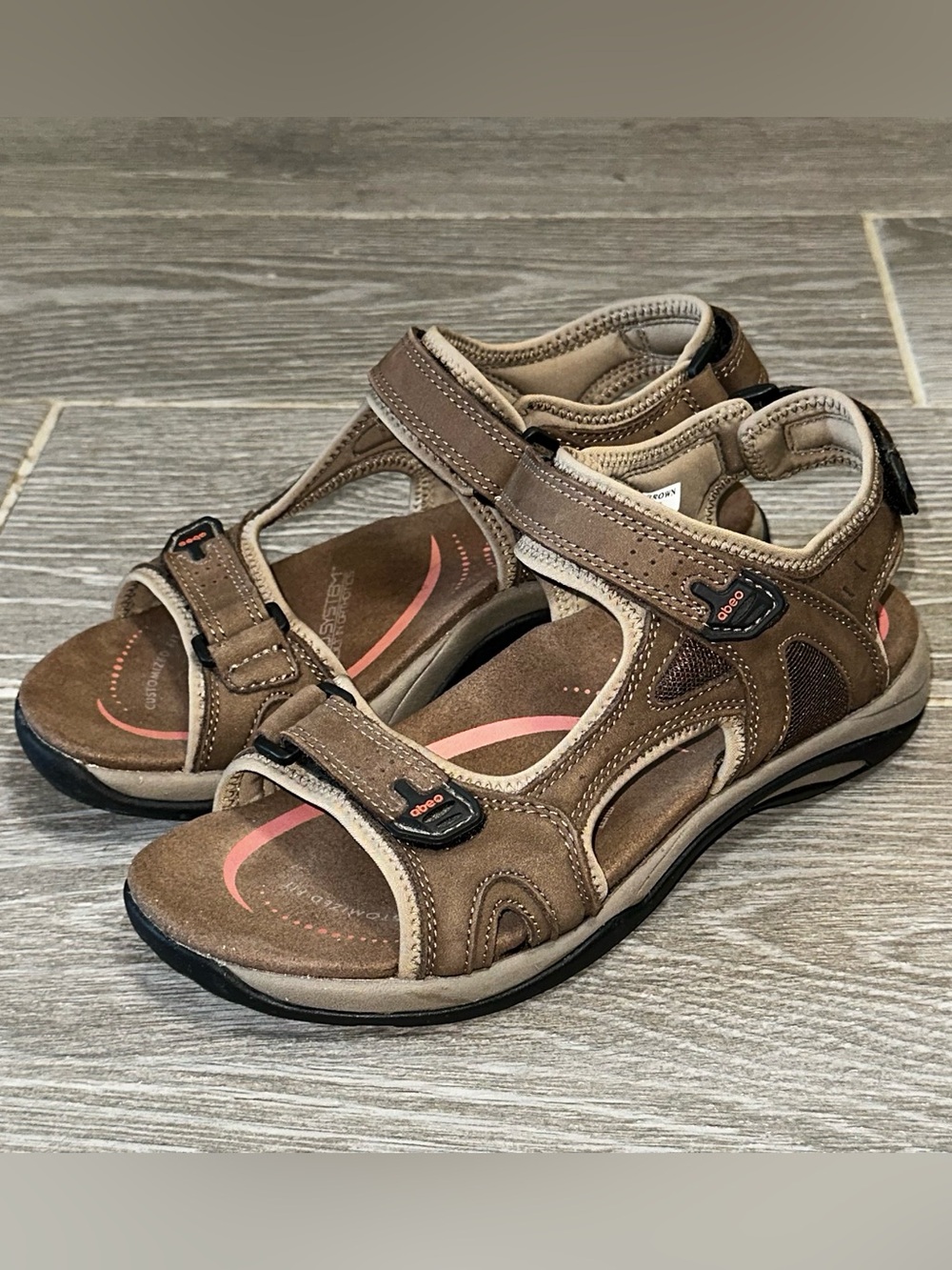 ABEO Huntington Neutral Women's 8 Low-Heel Orthotic Strappy Sport Sandals Brown